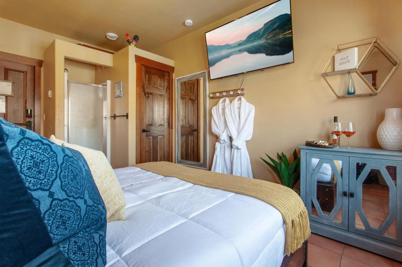 Casa Grande Inn & Suites Пентиктън Екстериор снимка